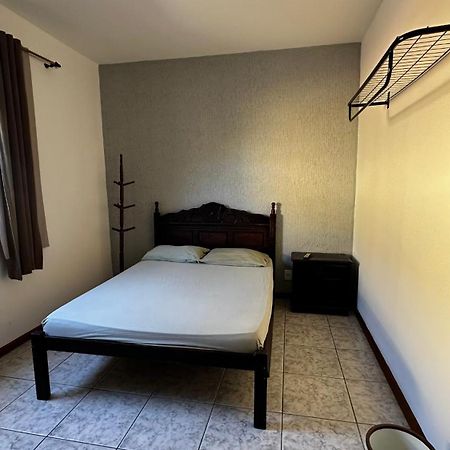 Regi House Hostel 维多利亚 外观 照片