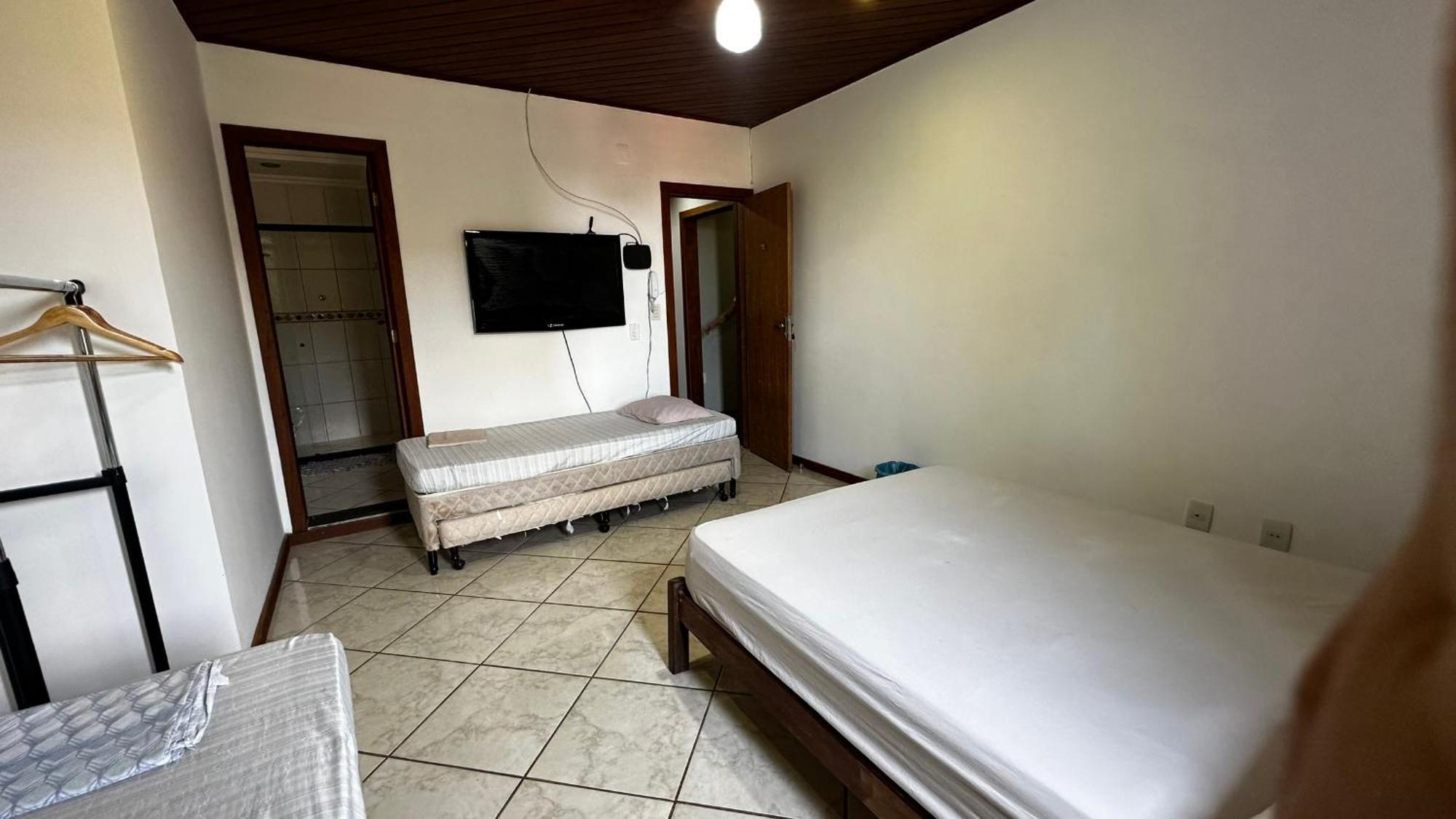 Regi House Hostel 维多利亚 外观 照片