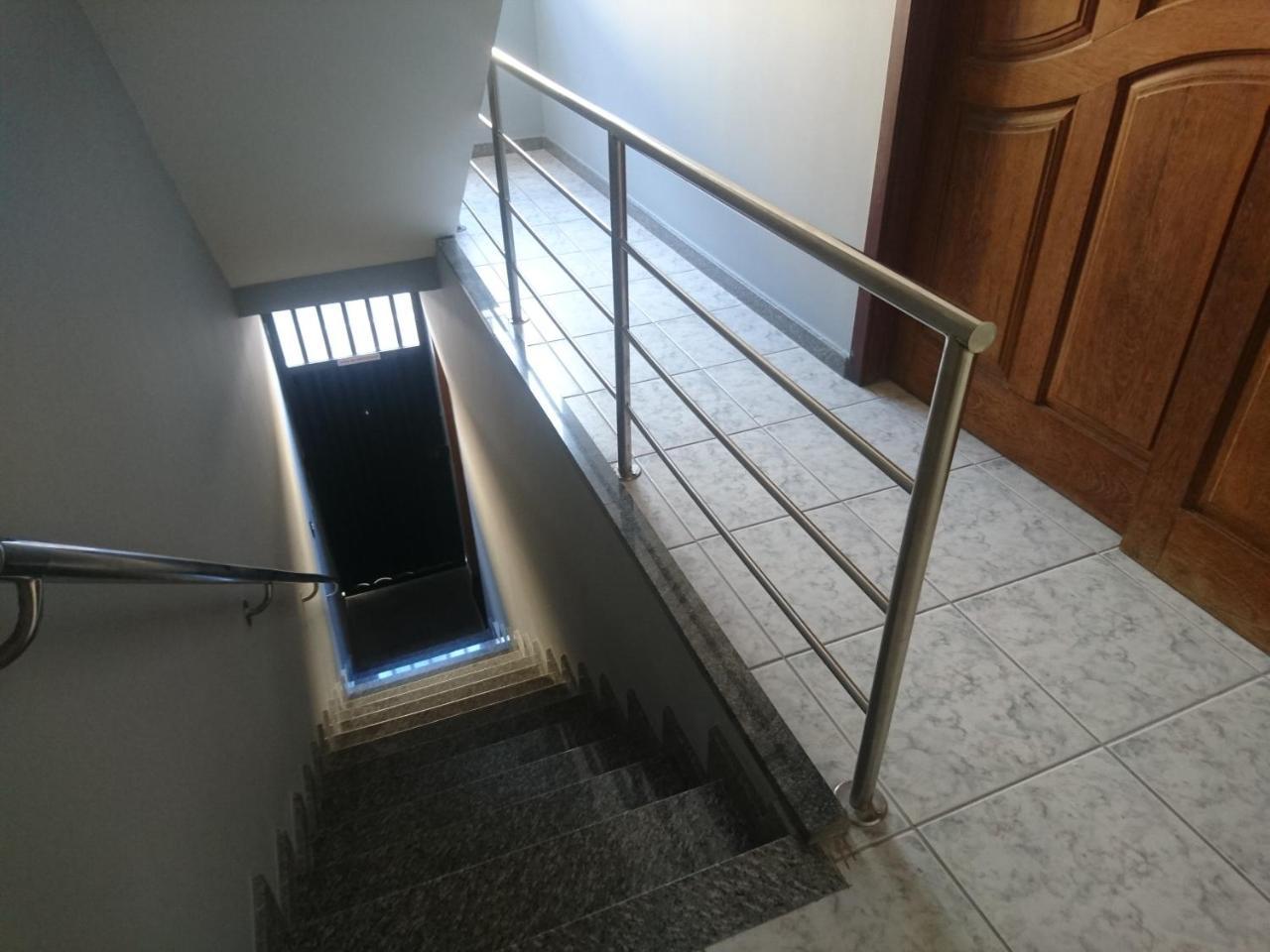 Regi House Hostel 维多利亚 外观 照片